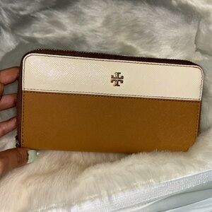 Tory Burch Wallet